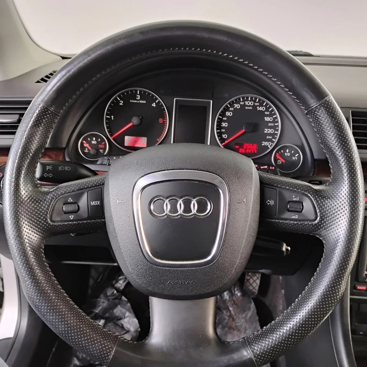 Audi A4 2.0 Tdi – roți