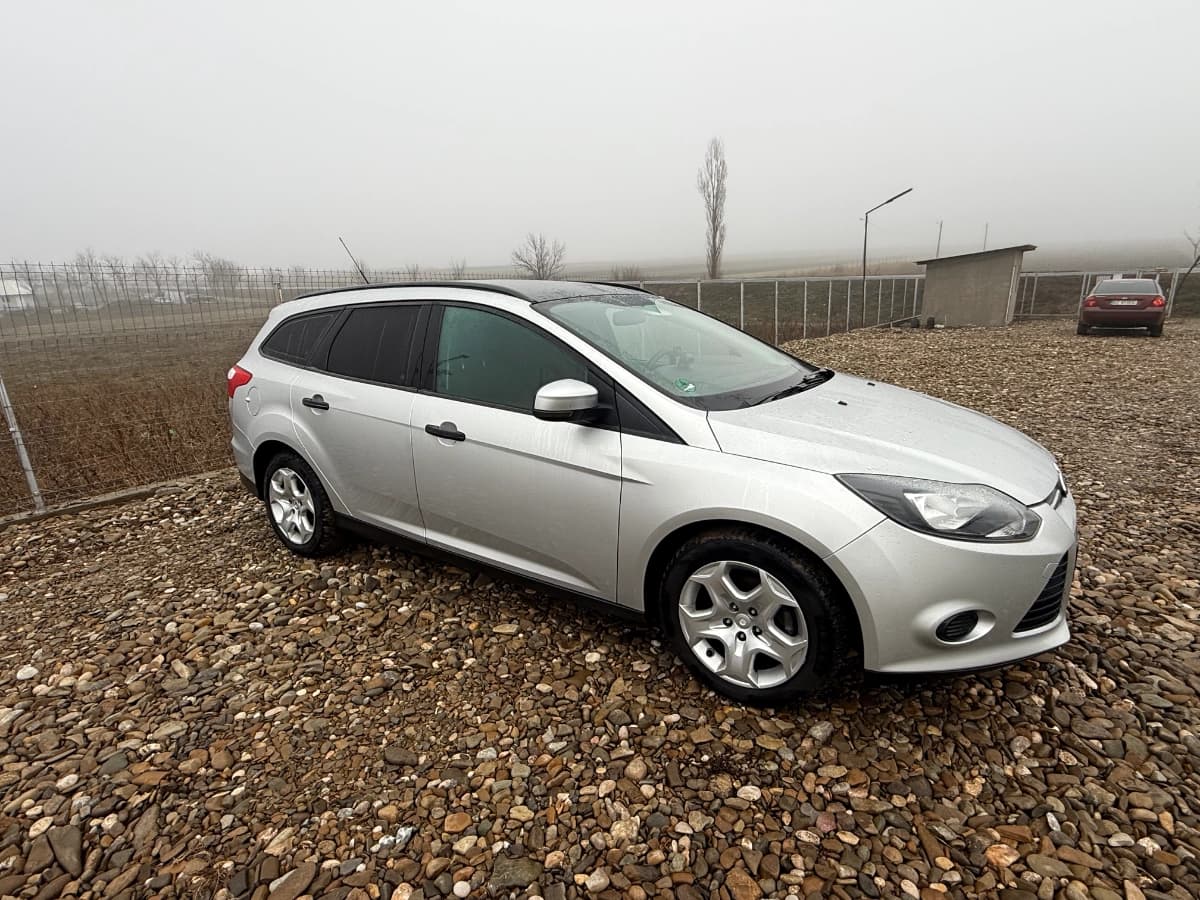 Ford Focus  1.6tdi – bord