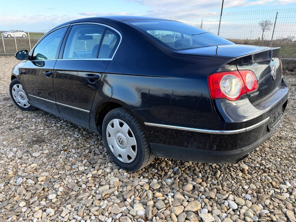 Volkswagen  Passat b6 2.0 D – interior