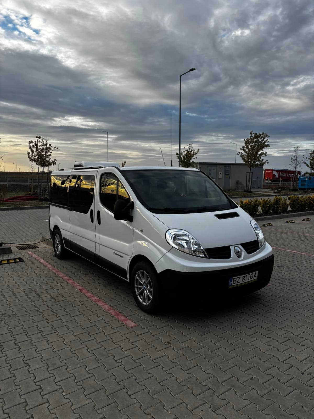 Renault  Trafic 2.0 D – imagine principală (1/8)