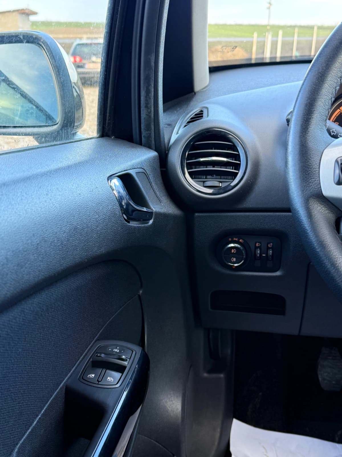 Opel Corsa D 1.2 benzină – motor