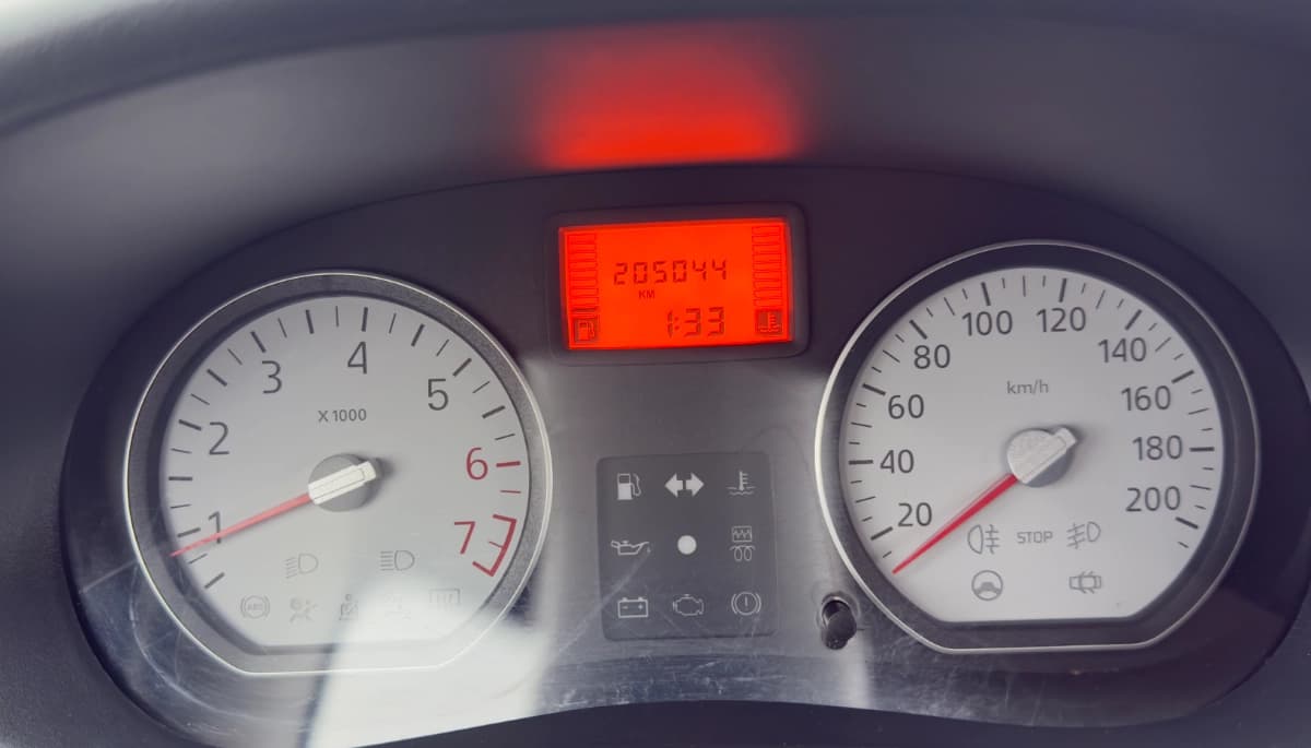 Logan Sandero 1.6 benzină – motor